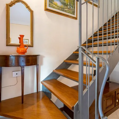 펜션 Casina La Torretta - By The Walls *